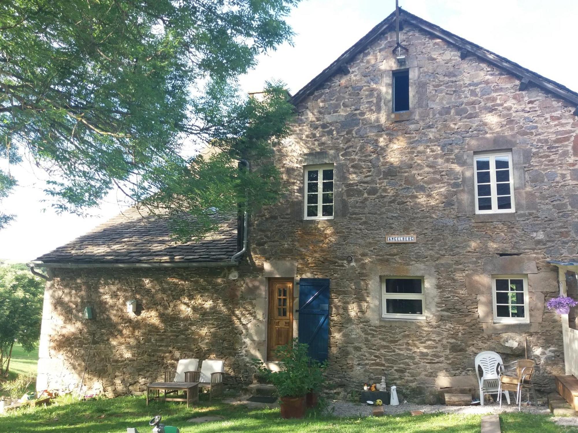 Domaine D'Angel-Berg Hotel Vezins-de-Levezou Buitenkant foto